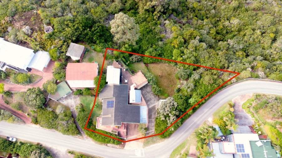 4 Bedroom Property for Sale in Kingfisher Creek Western Cape